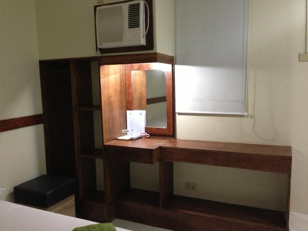 Qm Pension House Tagbilaran City Quarto foto
