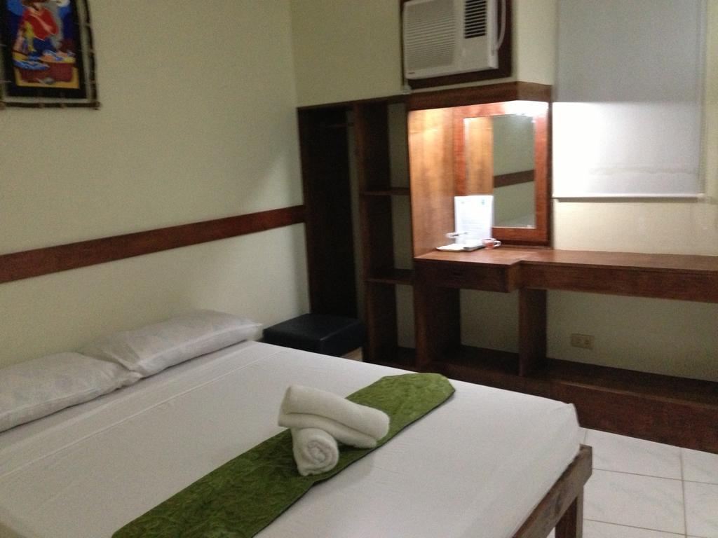 Qm Pension House Tagbilaran City Exterior foto