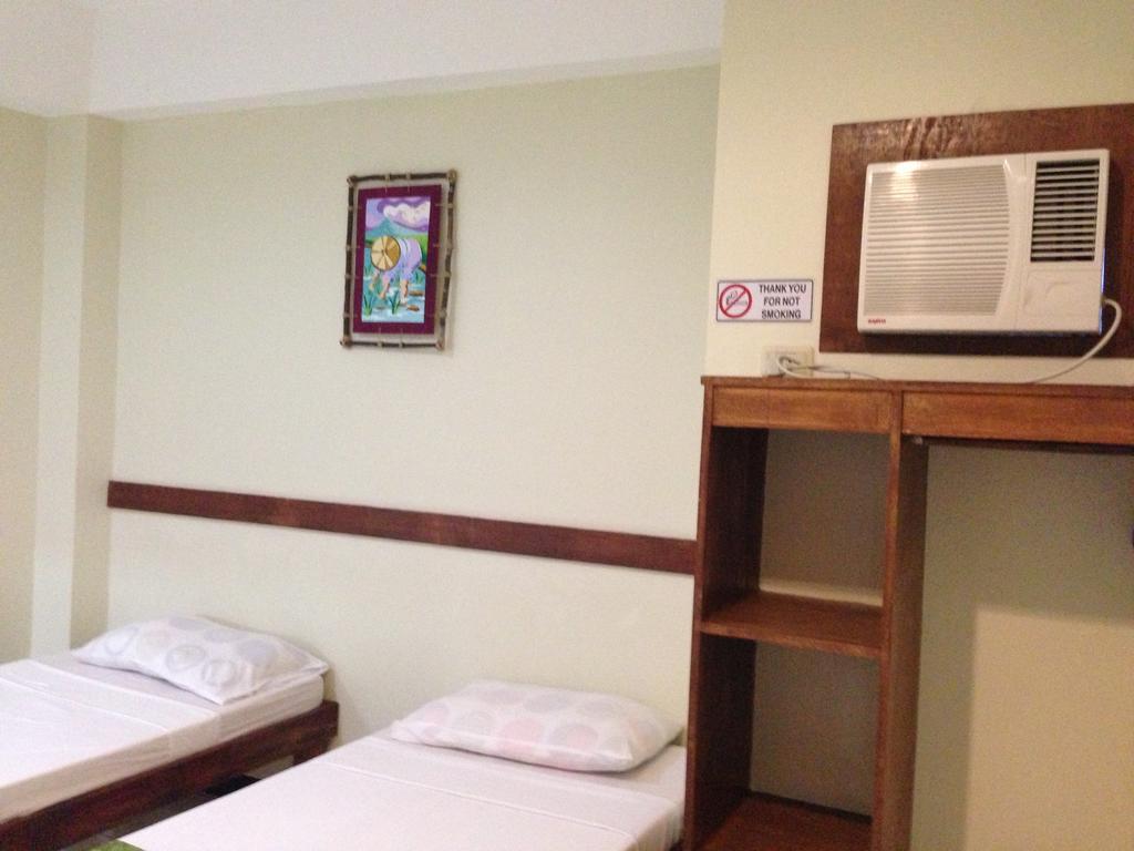 Qm Pension House Tagbilaran City Quarto foto